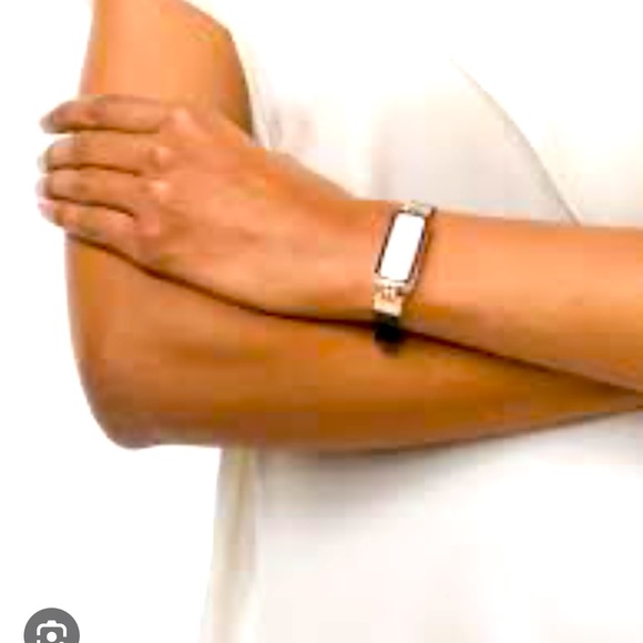 Altruis by Vinaya Wearable Tech / black leather w/black onyx bracelet / brandnew - Picture 7 of 7